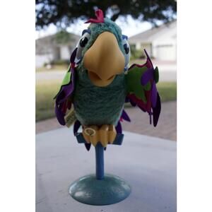 Vintage 1992 Crackers Talking Parrot Toy